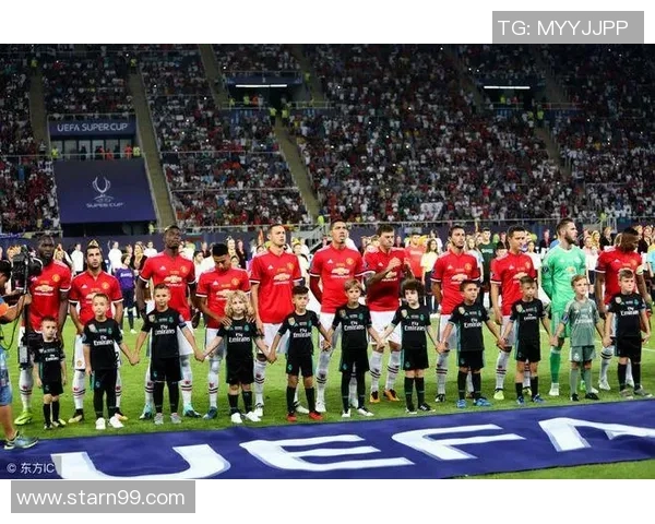 全球足球俱乐部发展趋势与市场影响力分析探讨